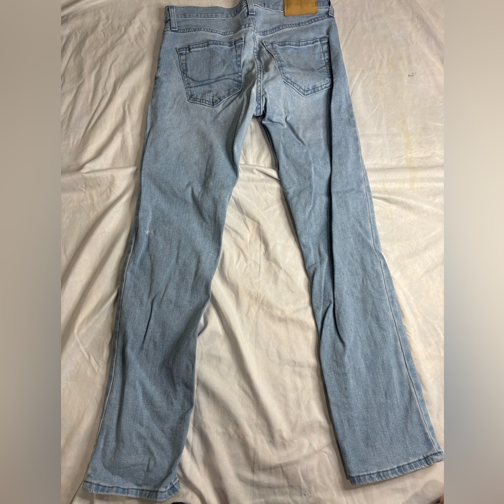 Boys Hollister Jeans. W 26 L 30